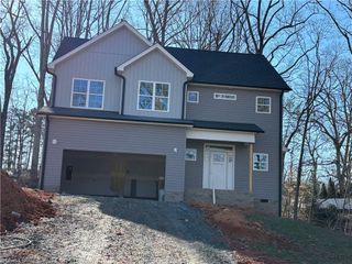 990 Kelwyn Lane, Lewisville, NC 27023