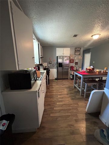 570 Sally Ann Drive, Shreveport, LA 71106