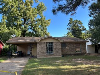 570 Sally Ann Drive, Shreveport, LA 71106