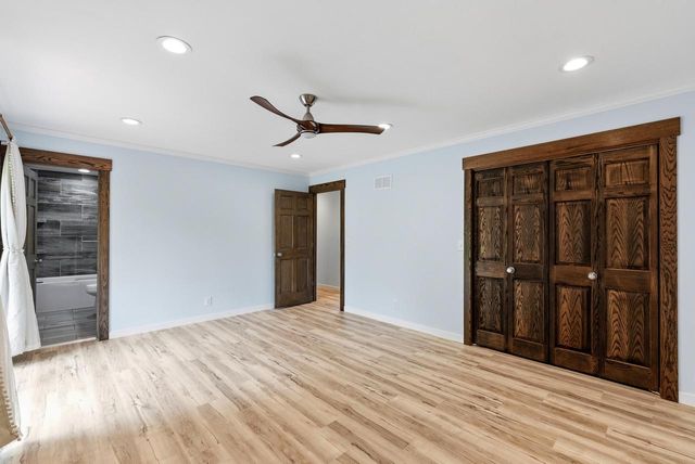 820 Crestwood DRIVE, Waukesha, WI 53188