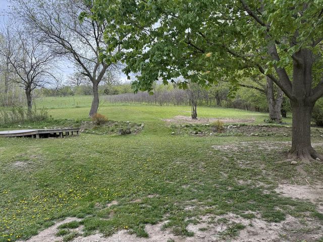 820 Crestwood DRIVE, Waukesha, WI 53188
