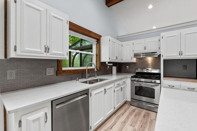 820 Crestwood DRIVE, Waukesha, WI 53188