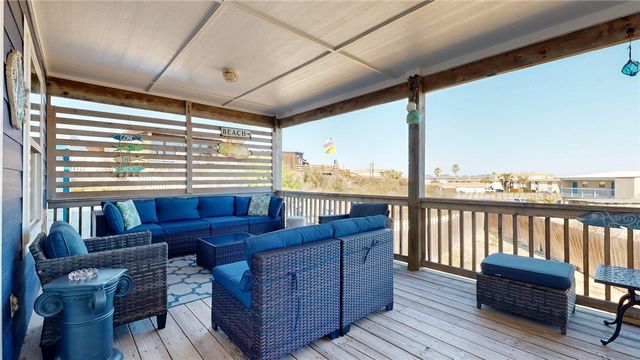 727 La Juana Ct, Port Aransas, TX 78373