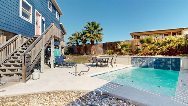 727 La Juana Ct, Port Aransas, TX 78373