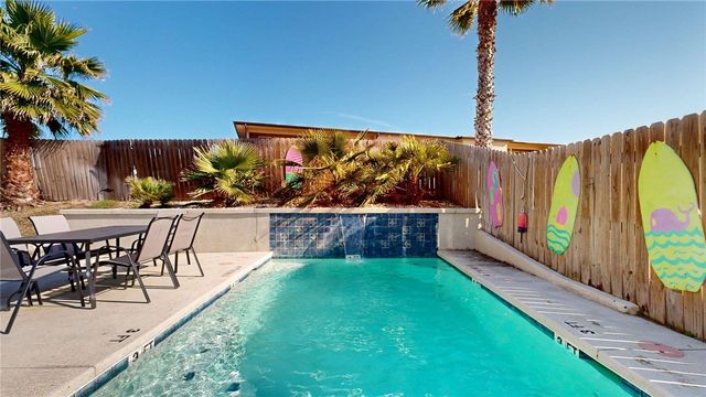 727 La Juana Ct, Port Aransas, TX 78373