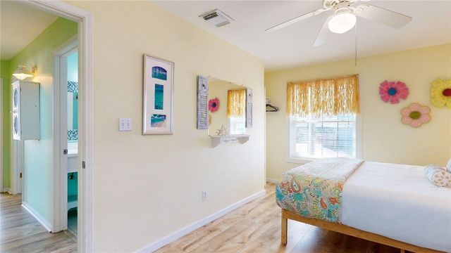 727 La Juana Ct, Port Aransas, TX 78373