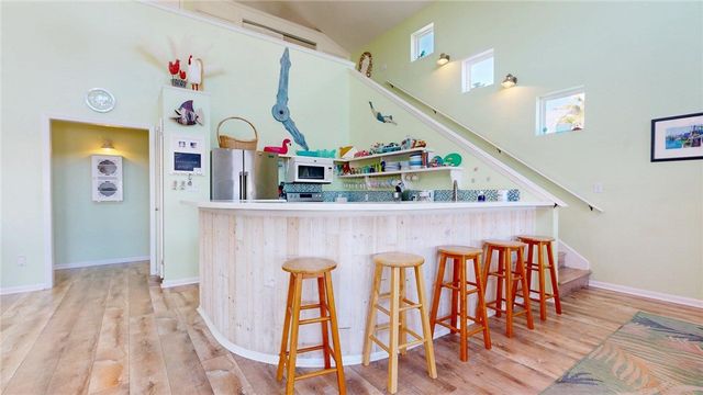 727 La Juana Ct, Port Aransas, TX 78373