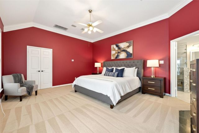7 Windridge Place, The Woodlands, TX 77381