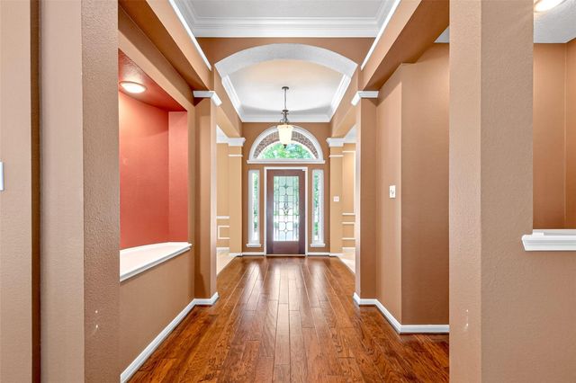 7 Windridge Place, The Woodlands, TX 77381