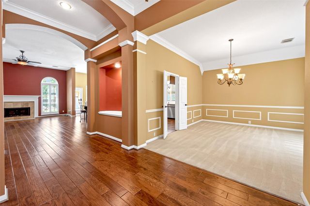 7 Windridge Place, The Woodlands, TX 77381