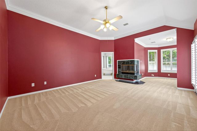 7 Windridge Place, The Woodlands, TX 77381