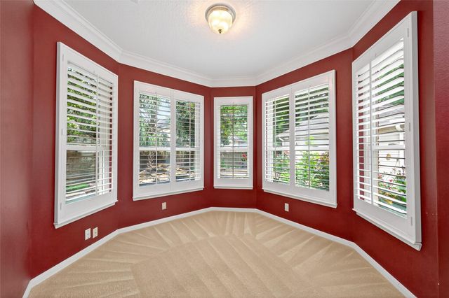 7 Windridge Place, The Woodlands, TX 77381