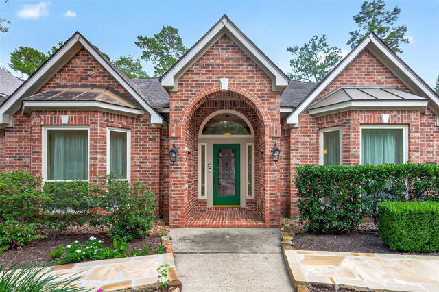 7 Windridge Place, The Woodlands, TX 77381