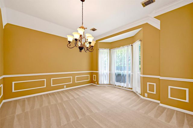 7 Windridge Place, The Woodlands, TX 77381