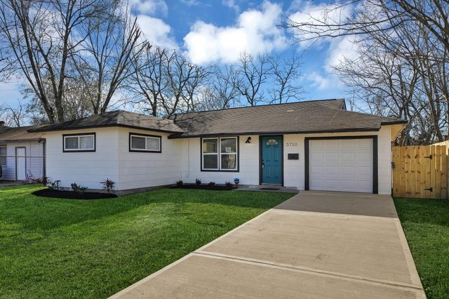 5710 Southseas Street, Houston, TX 77033
