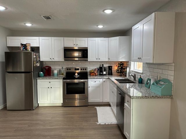 5710 Southseas Street, Houston, TX 77033