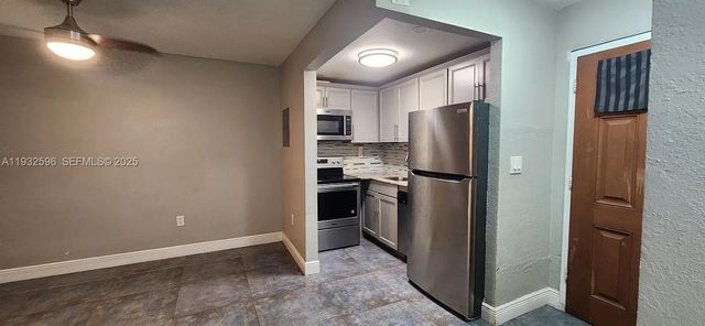 1 NE 78th St B, Miami, FL 33138