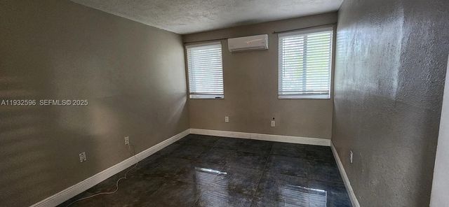 1 NE 78th St B, Miami, FL 33138