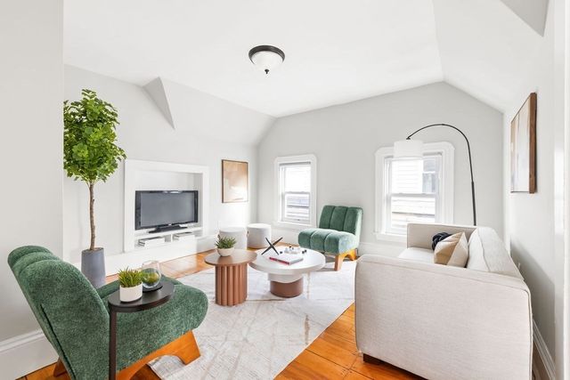 355 Highland Avenue 3, Somerville, MA 02144