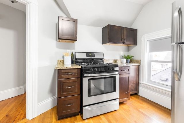 355 Highland Avenue 3, Somerville, MA 02144