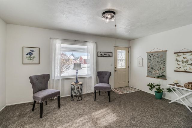 18 Woodlawn Avenue N, Battle Creek, MI 49037