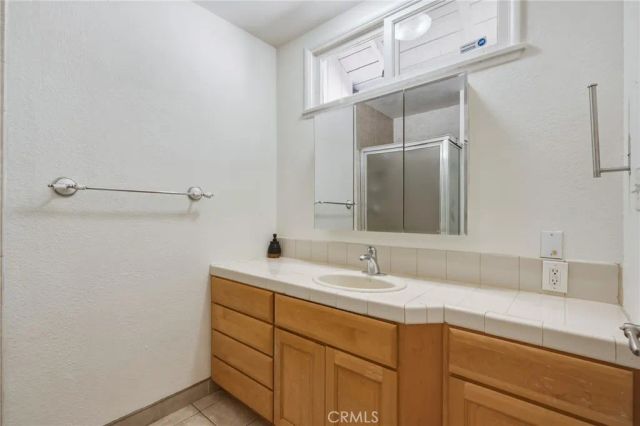 17213 Gault Street, Lake Balboa, CA 91406