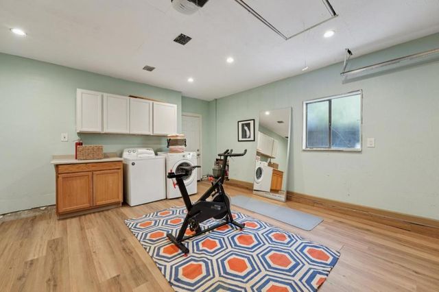 314 Outer Circle, Redwood City, CA 94062