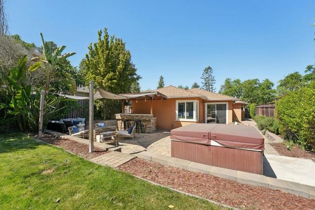 314 Outer Circle, Redwood City, CA 94062