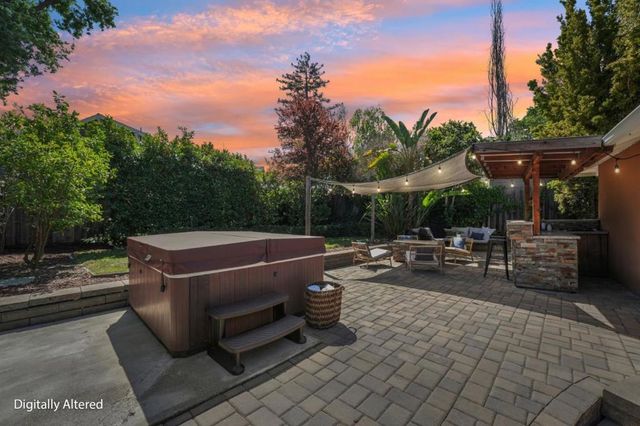 314 Outer Circle, Redwood City, CA 94062