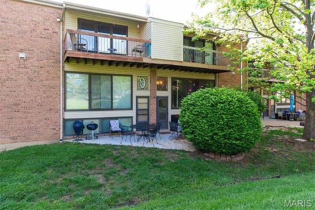 5259 Cedarstone Court A, St Louis, MO 63129