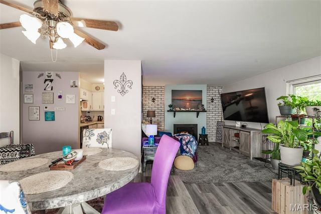 5259 Cedarstone Court A, St Louis, MO 63129