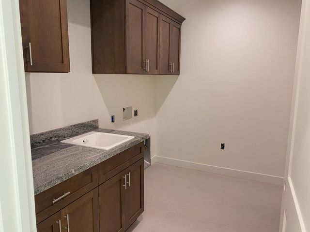 5379 Crestline Dr, Foresthill, CA 95631