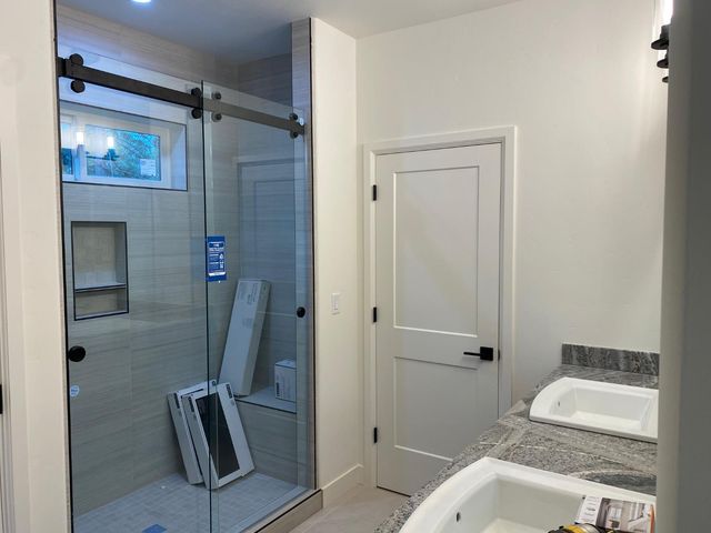 5379 Crestline Dr, Foresthill, CA 95631