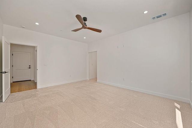5379 Crestline Dr, Foresthill, CA 95631