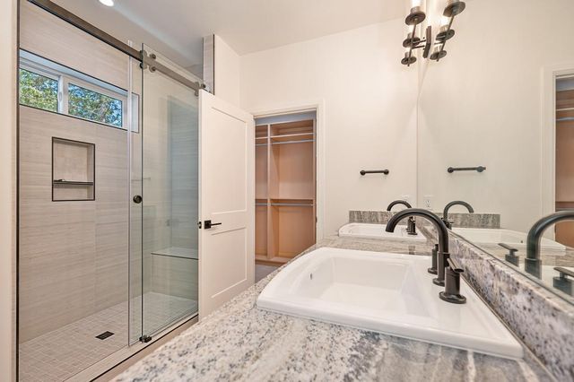 5379 Crestline Dr, Foresthill, CA 95631