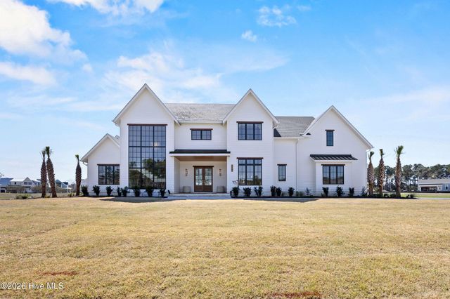 103 Dragonfly Lane, Hampstead, NC 28443