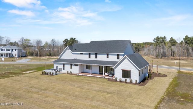 103 Dragonfly Lane, Hampstead, NC 28443
