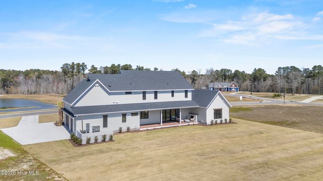 103 Dragonfly Lane, Hampstead, NC 28443