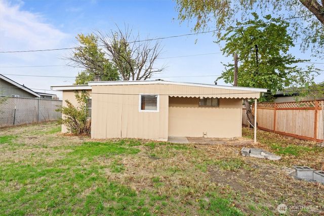 19160 NW Franklin Street, Soap Lake, WA 98851