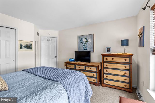 106 BANYAN CIRCLE DR, Lancaster, PA 17603
