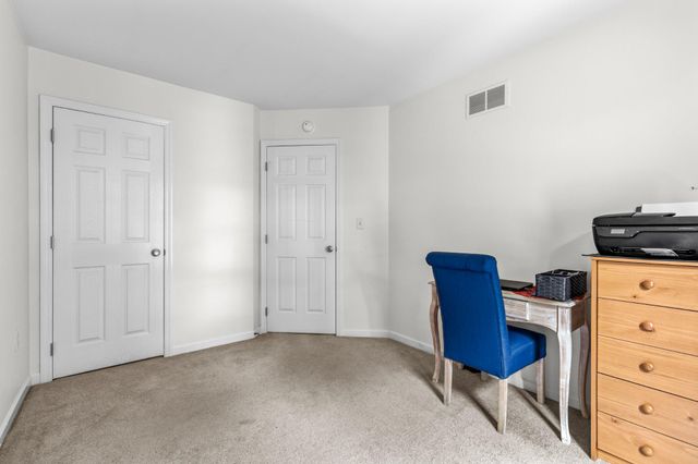 106 BANYAN CIRCLE DR, Lancaster, PA 17603