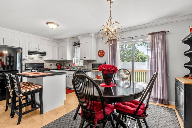 106 BANYAN CIRCLE DR, Lancaster, PA 17603