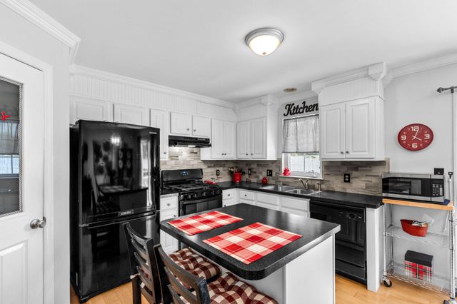 106 BANYAN CIRCLE DR, Lancaster, PA 17603