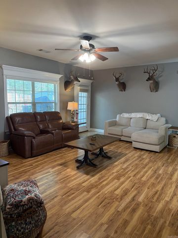 5704 John Hancock Dr., Benton, AR 72019