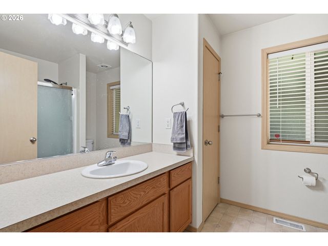 10408 Ne 119TH St, Vancouver, WA 98662