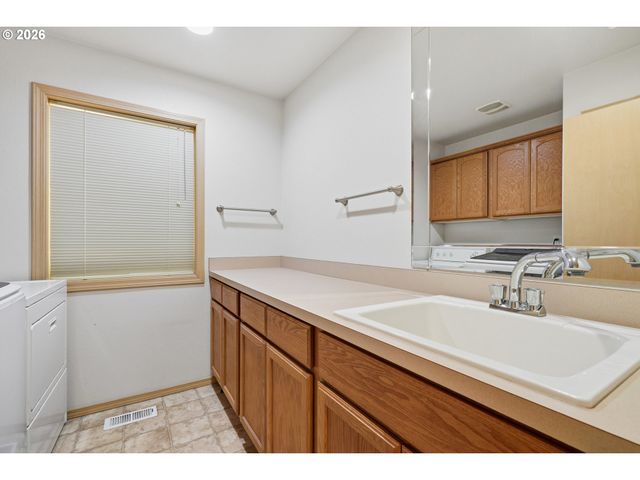 10408 Ne 119TH St, Vancouver, WA 98662