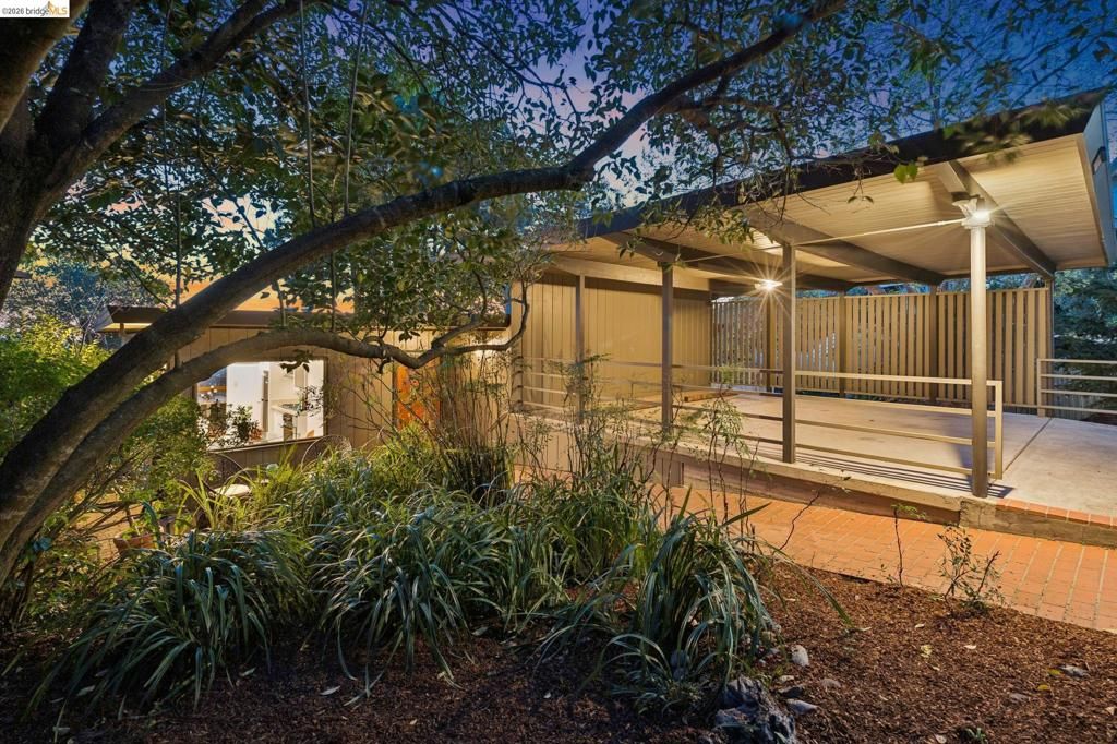 Image 44 of property listing at 1100 Miller Ave, Berkeley, CA 94708