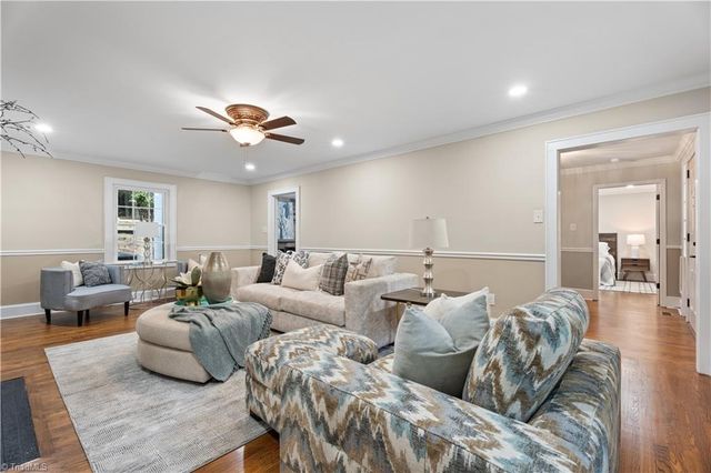 1365 Reynolda Road, Winston-salem, NC 27106