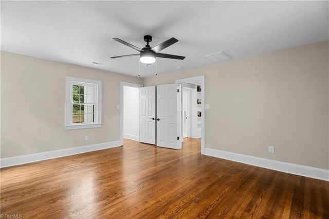 1365 Reynolda Road, Winston-salem, NC 27106