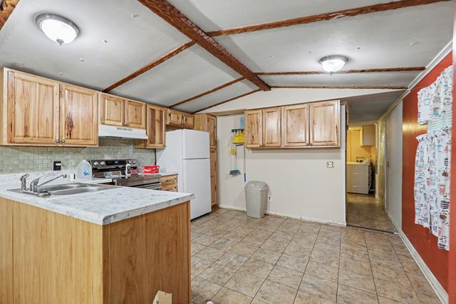 20 Bates Creek Road, Murphy, NC 28906
